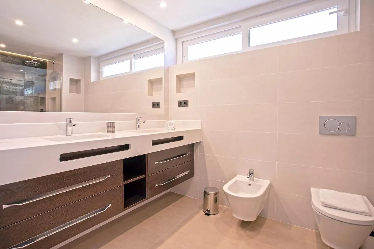 Malagueta Luz By Renthas Apartment Malaga 0*,  Spain
