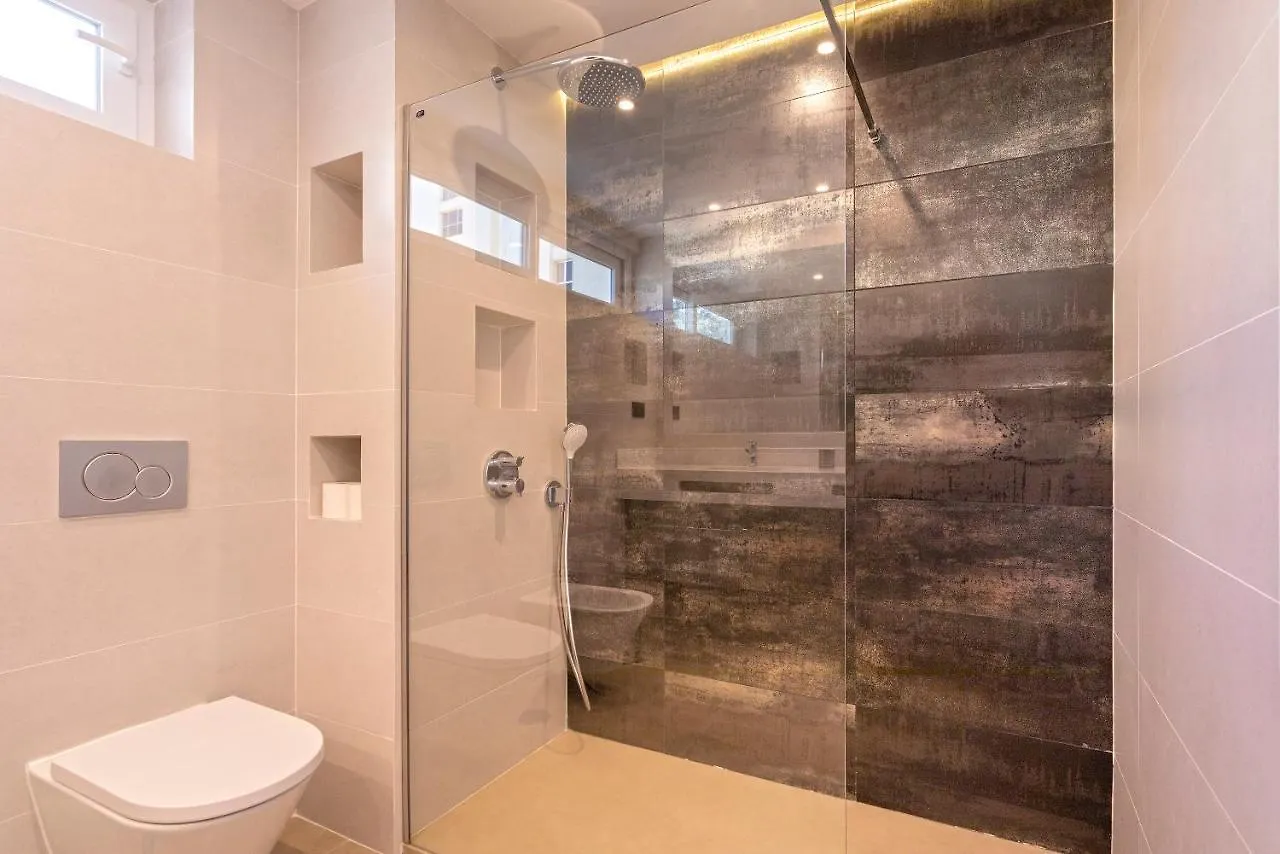 Malagueta Luz By Renthas Apartment Malaga Spain